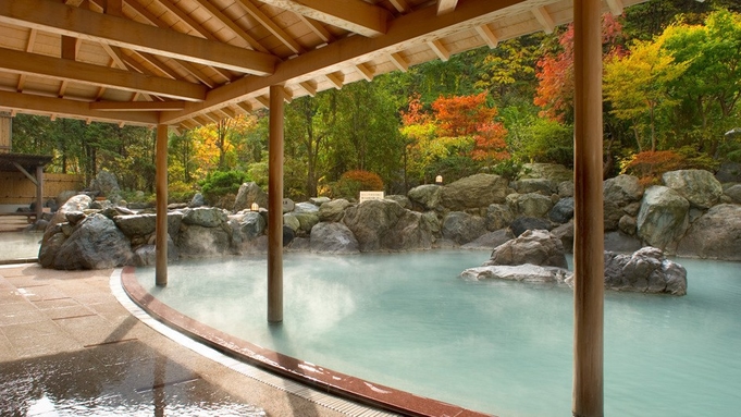 【早期予約90日前】源泉の温泉三昧と季節の食材を楽しむバイキングプラン！
